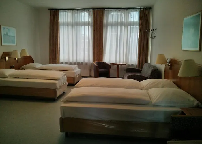 Willy Frankfurt 3*